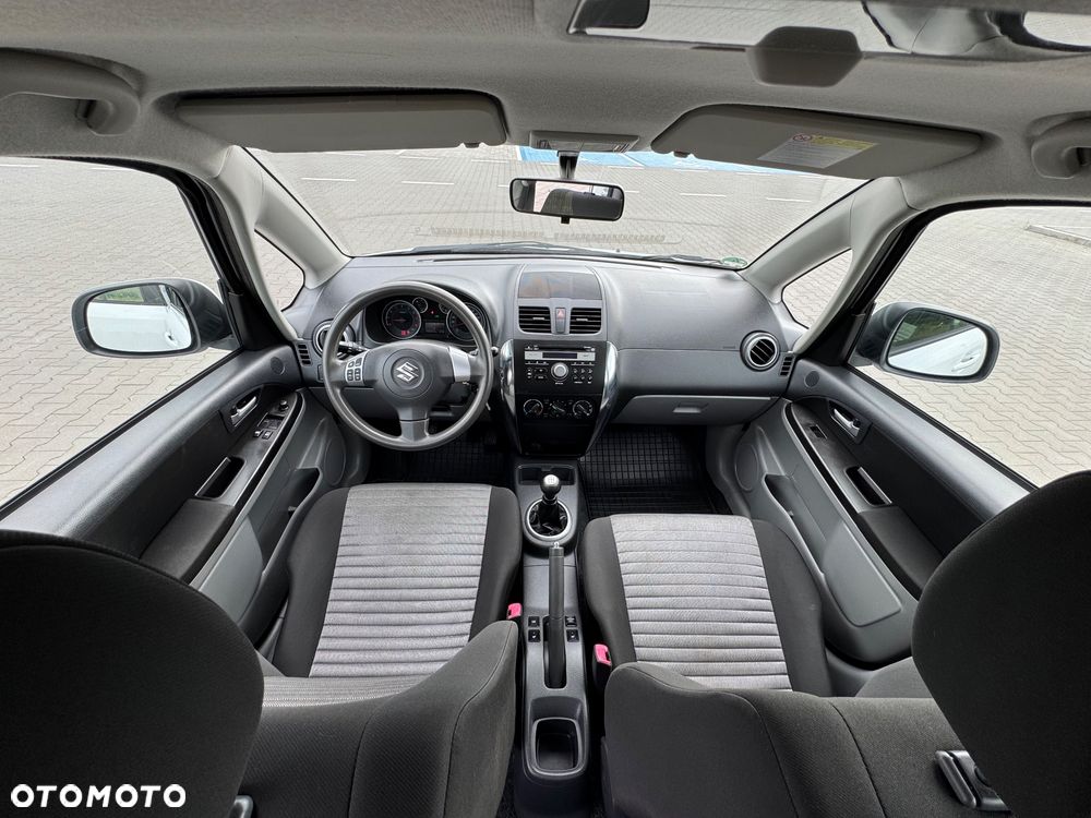 Suzuki SX4 1.6 VVT 4x4 Style - 26