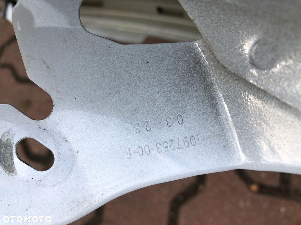 Blotnik lewy tesla 3 - 10