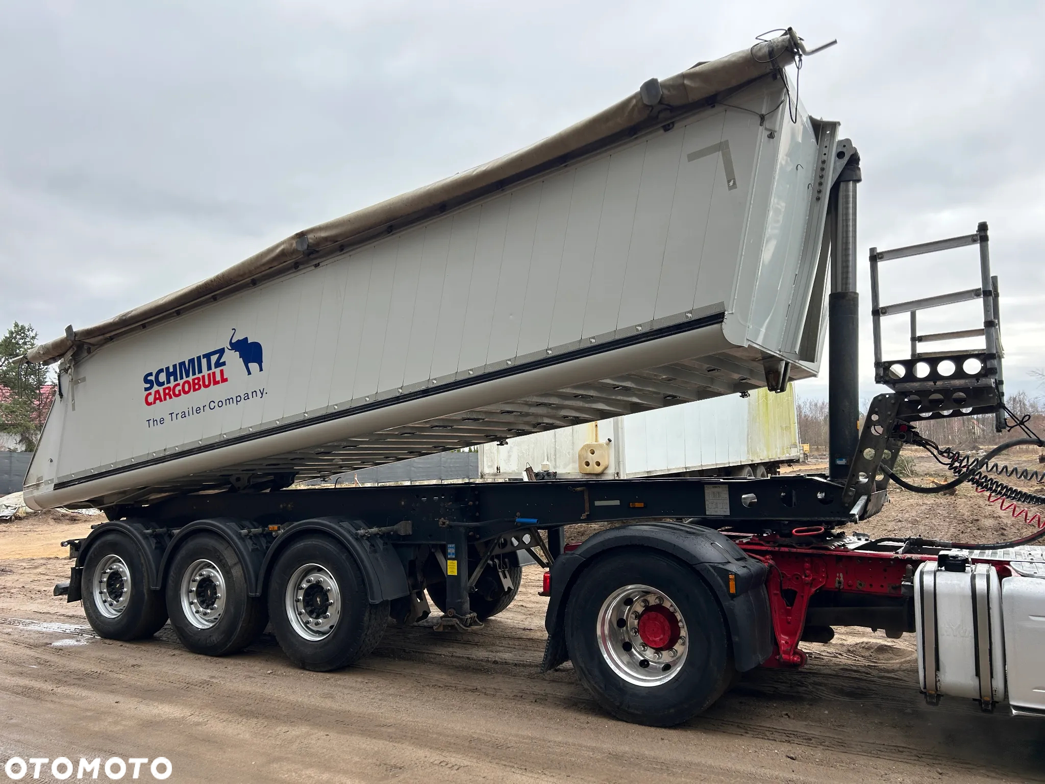 Schmitz Cargobull GOTHA / WYWROTKA 26 m3 / ŻWIRÓWKA / OŚ PODNOSZONA / 2015 ROK !! - 30