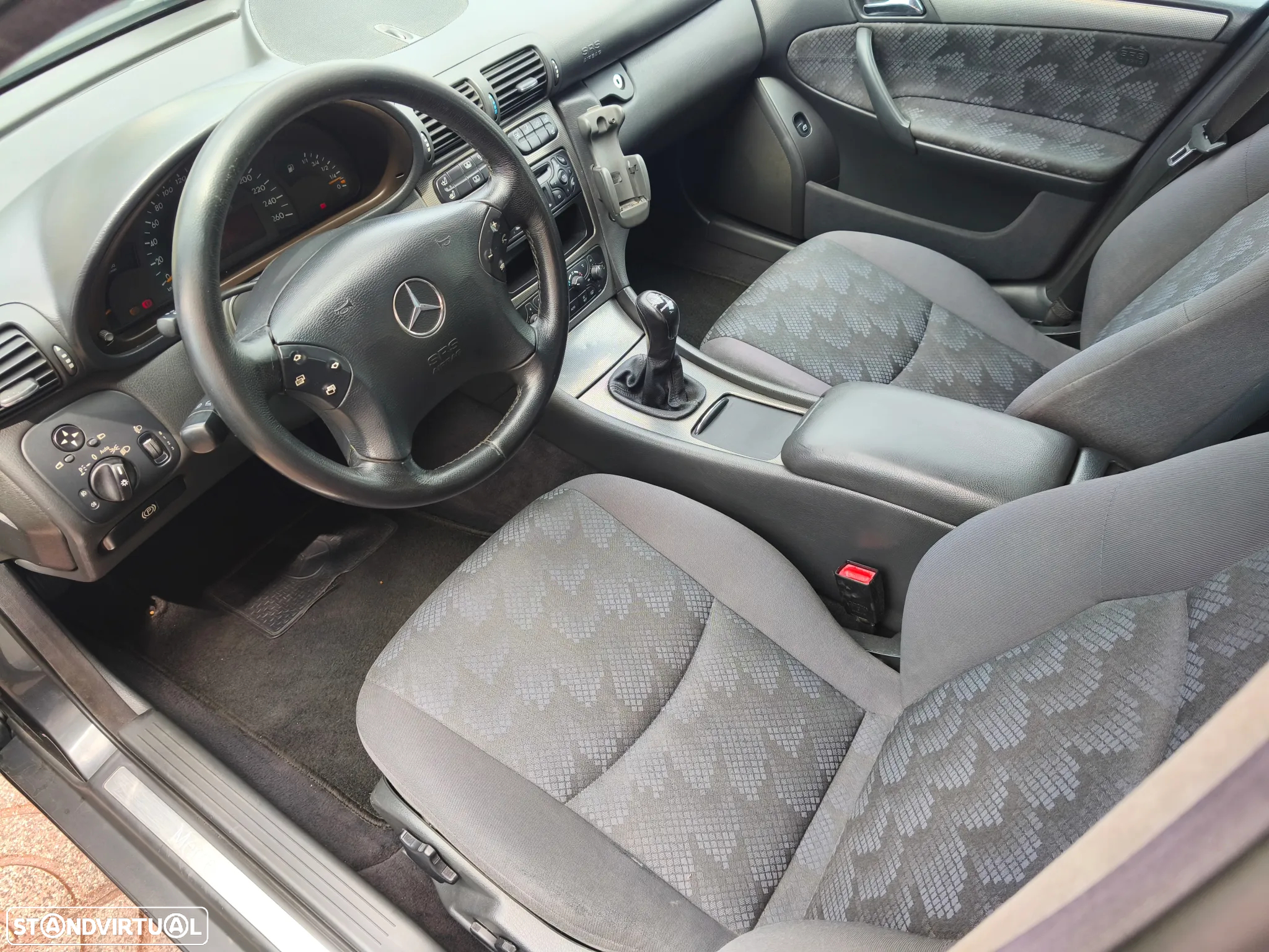 Mercedes-Benz C 220 CDi Avantgarde - 17