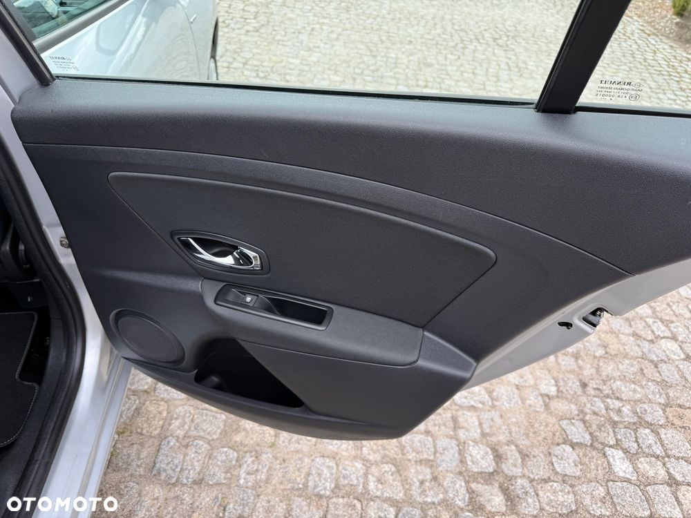Renault Megane 1.6 16V 110 LIMITED - 18