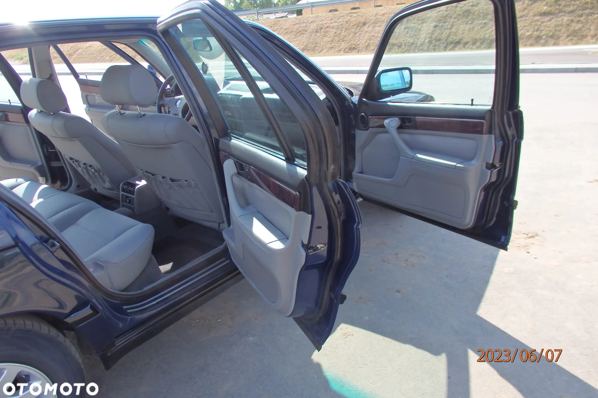 BMW Seria 7 - 15