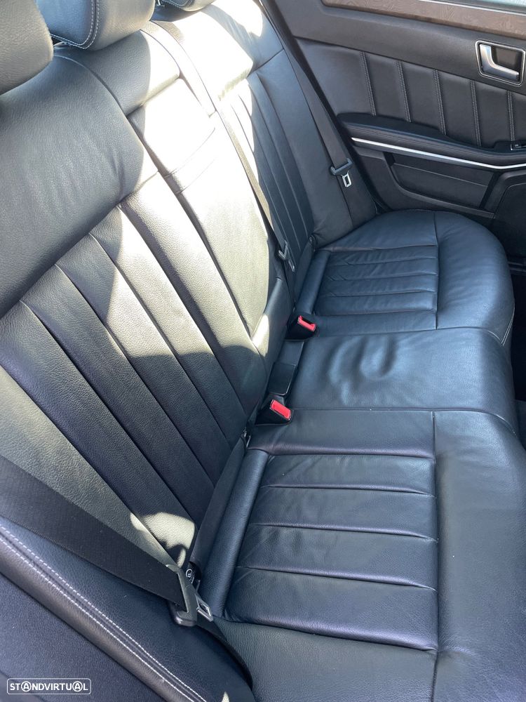 Mercedes-Benz E 250 CDi Elegance BE Auto. - 29