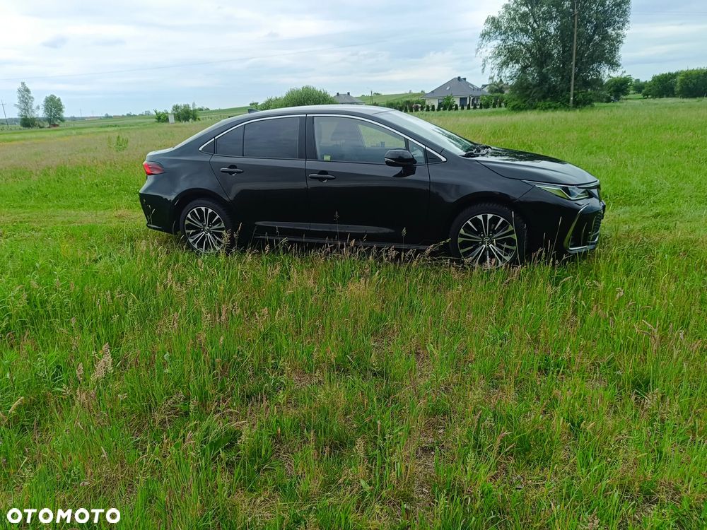 Toyota Corolla - 11