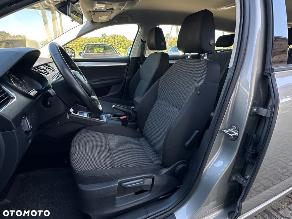Skoda Octavia 1.4 TSI Ambition - 19
