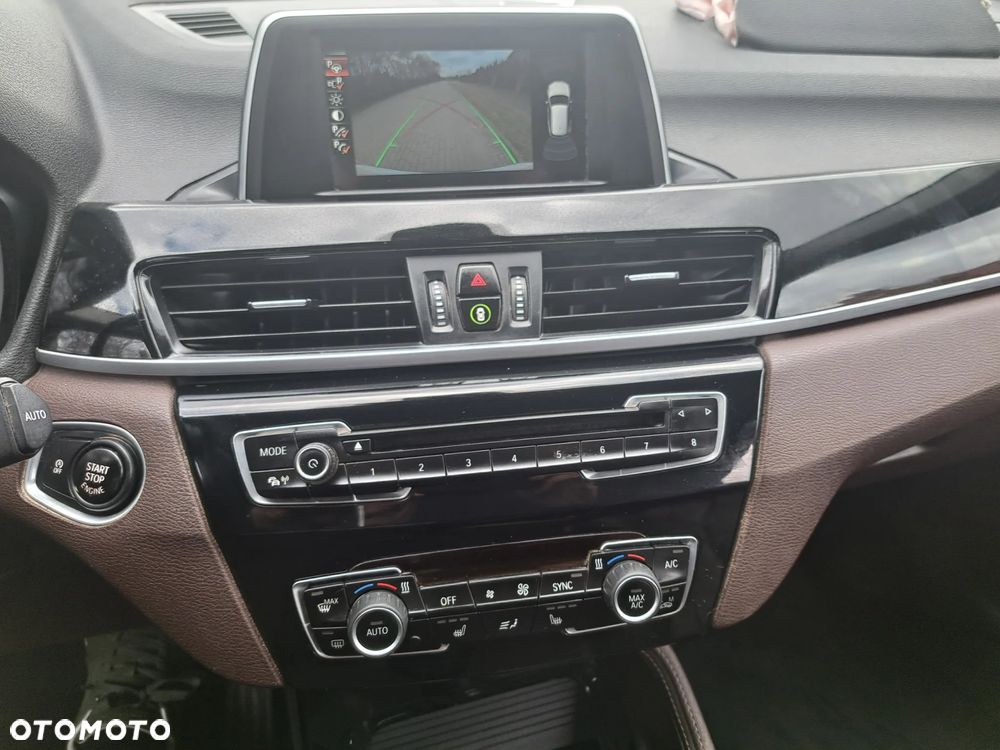 BMW X1 sDrive18d M Sport - 12