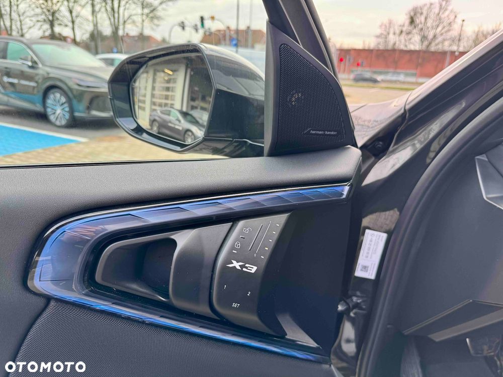 BMW X3 - 24