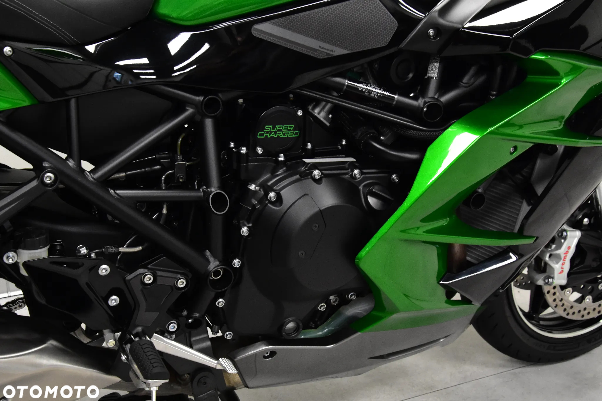 Kawasaki Ninja H2 SX - 30