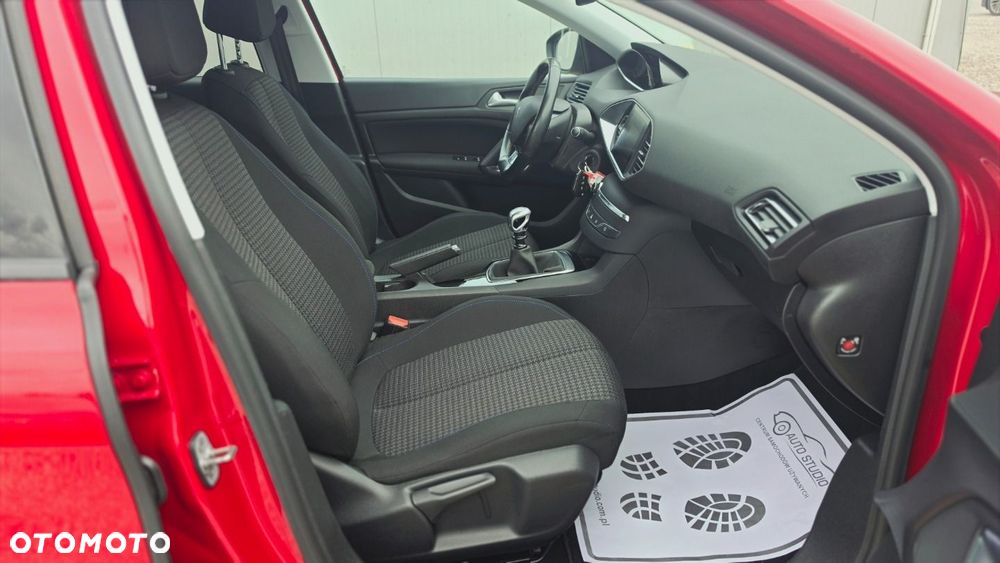 Peugeot 308 PureTech 130 GPF Stop & Start Style - 6