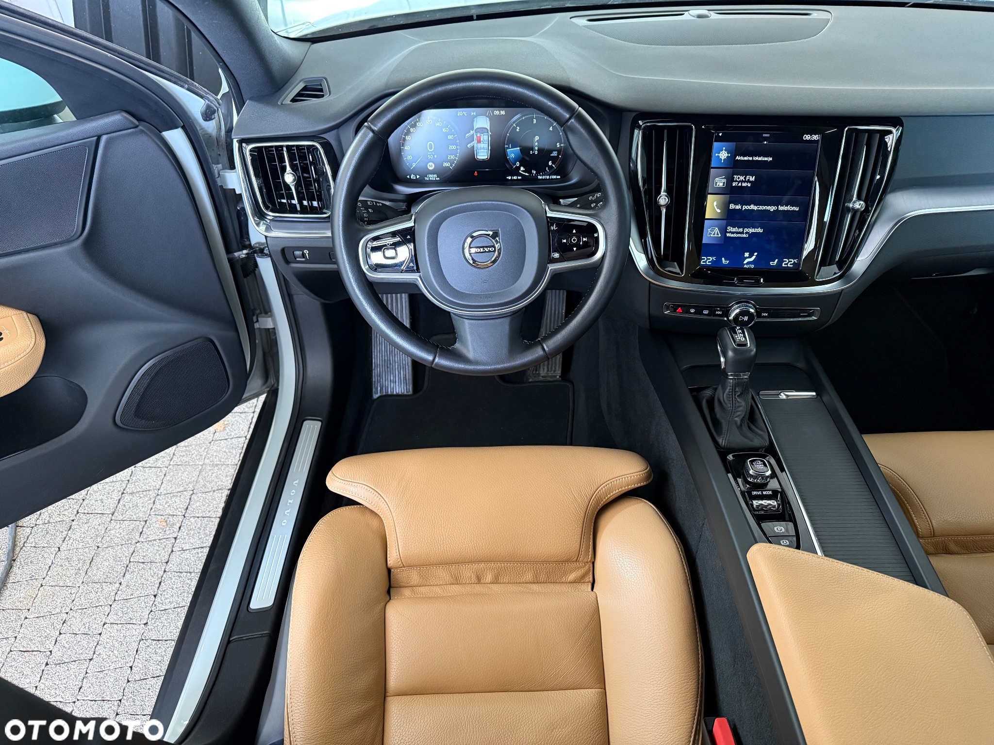 Volvo V60 Cross Country D4 AWD Geartronic Pro - 40