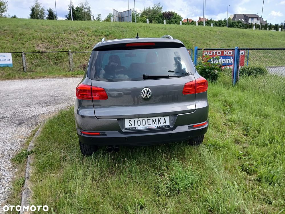 Volkswagen Tiguan - 10