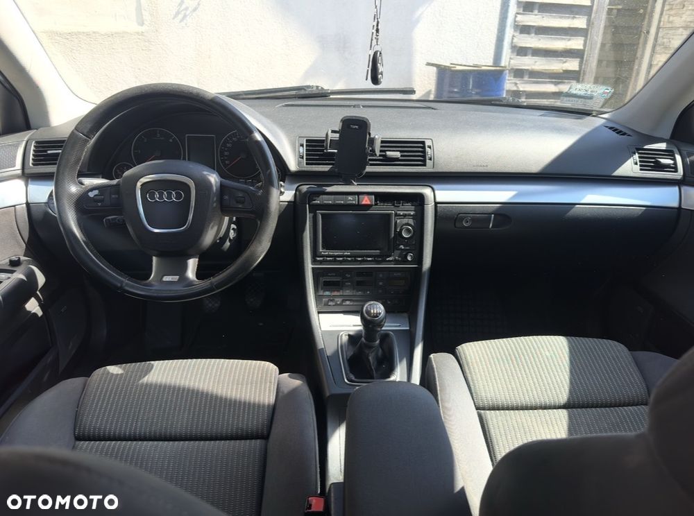 Audi A4 Avant - 9