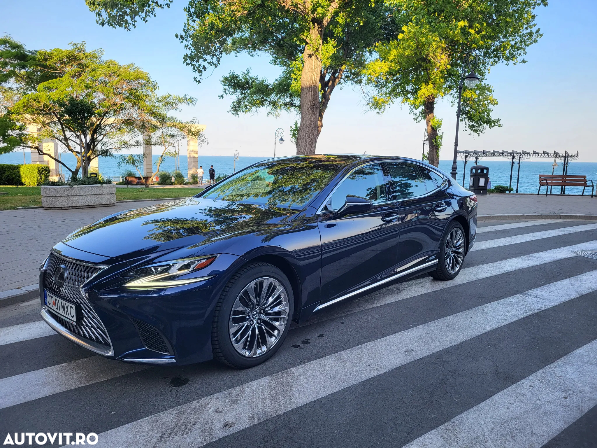 Lexus Seria LS - 7