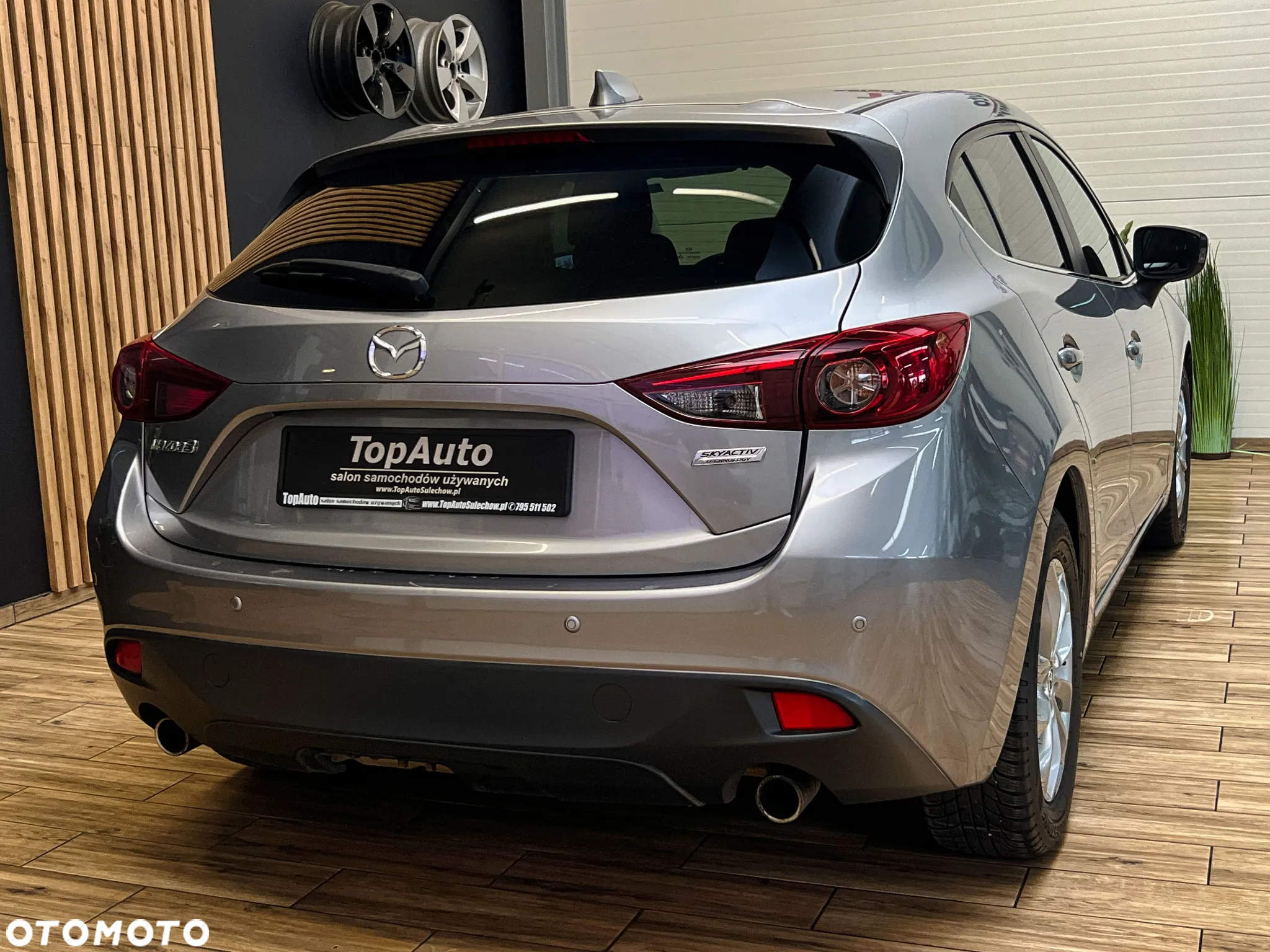 Mazda 3 - 8