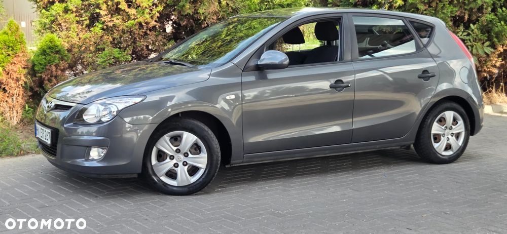 Hyundai i30 1.4 Base EU5 - 6