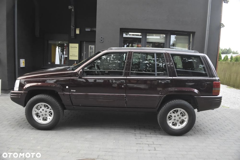 Jeep Grand Cherokee - 20