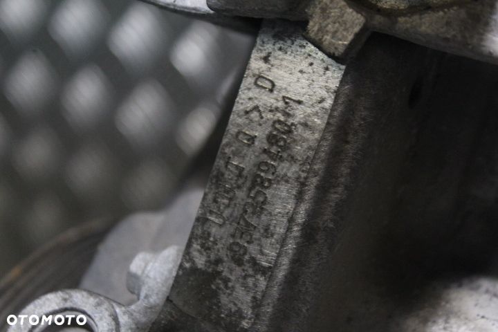 SILNIK PEUGEOT 208 I 1.4HDI - 9