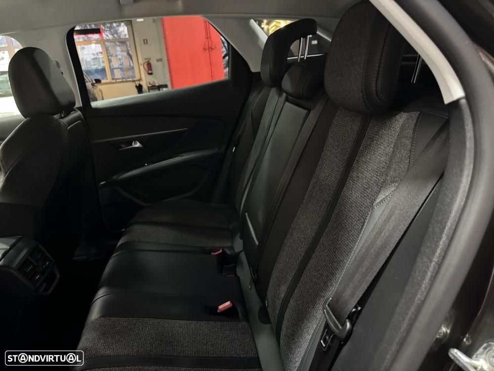 Peugeot 3008 1.5 BlueHDi Allure Pack - 39