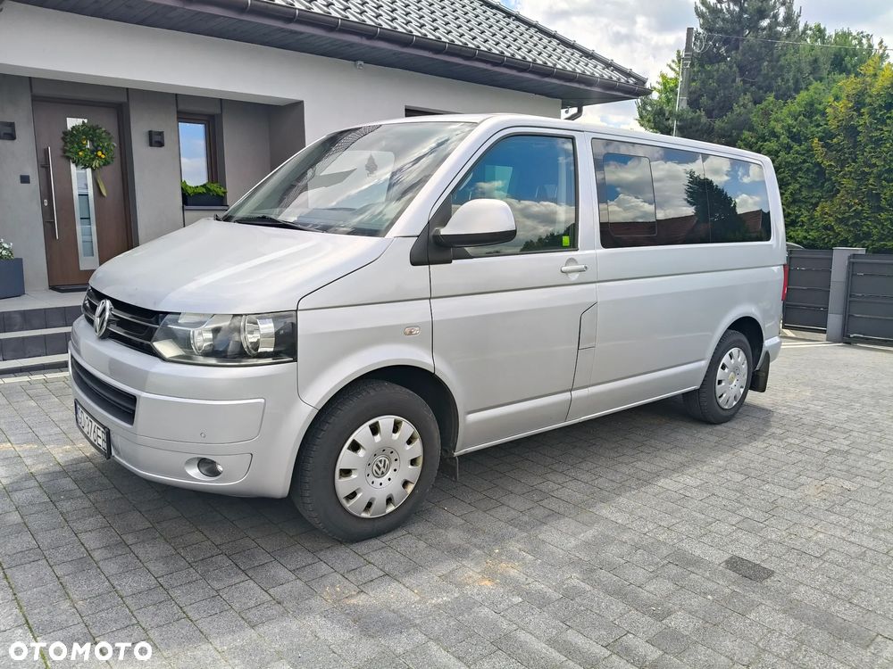 Volkswagen Caravelle L1 Comfortline - 2