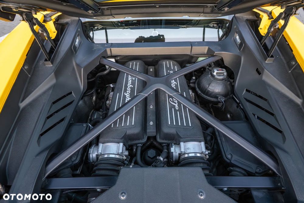 Lamborghini Huracan - 5