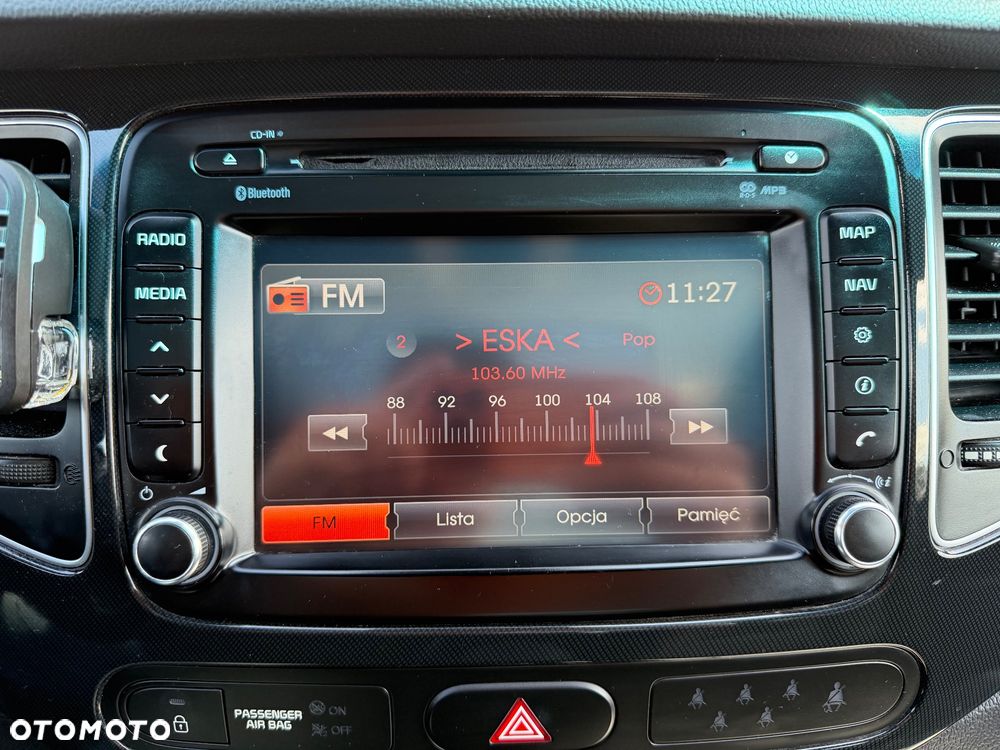 Kia Carens - 22