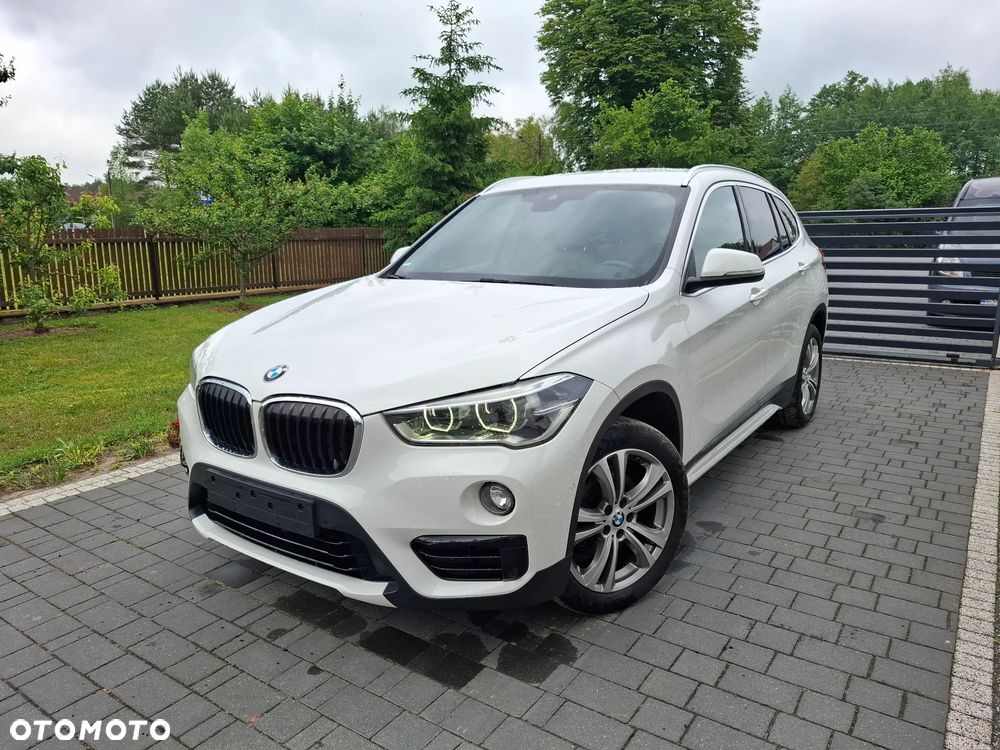 BMW X1 sDrive18d Sport Line - 1