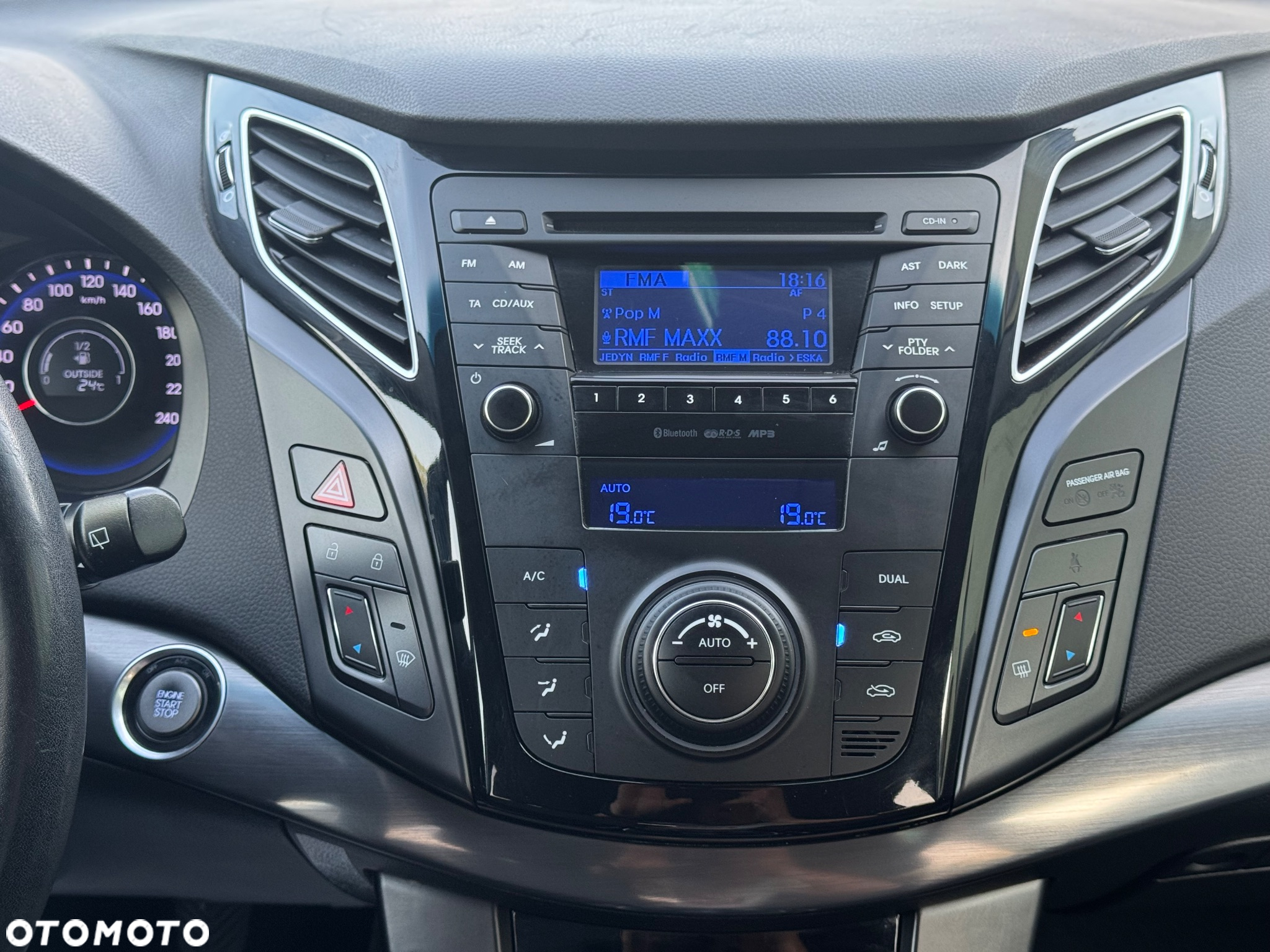 Hyundai i40 i40cw 2.0 Premium - 23