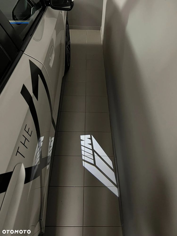 BMW X1 - 8