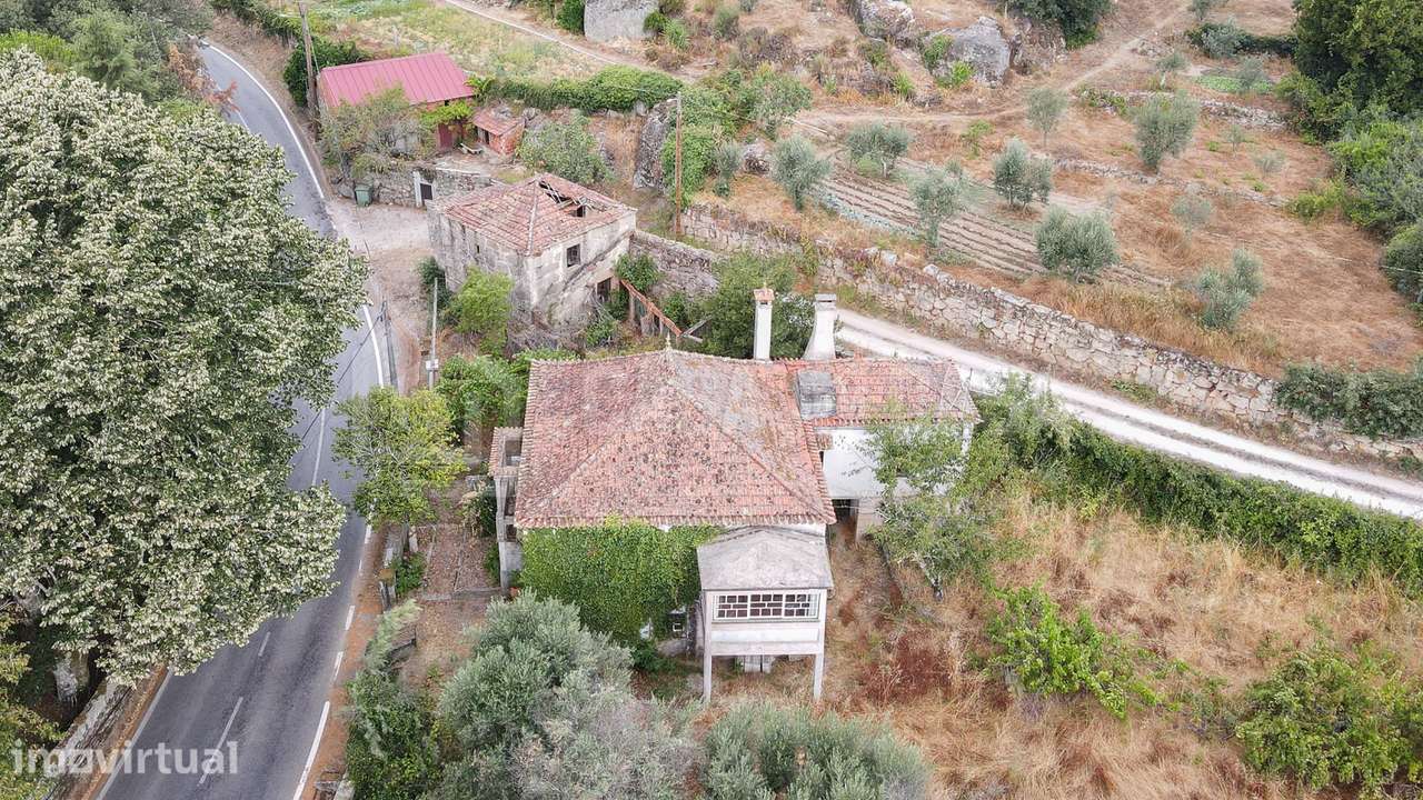 Moradia p/restaurar Quintela Azurara - Grande imagem: 2/14