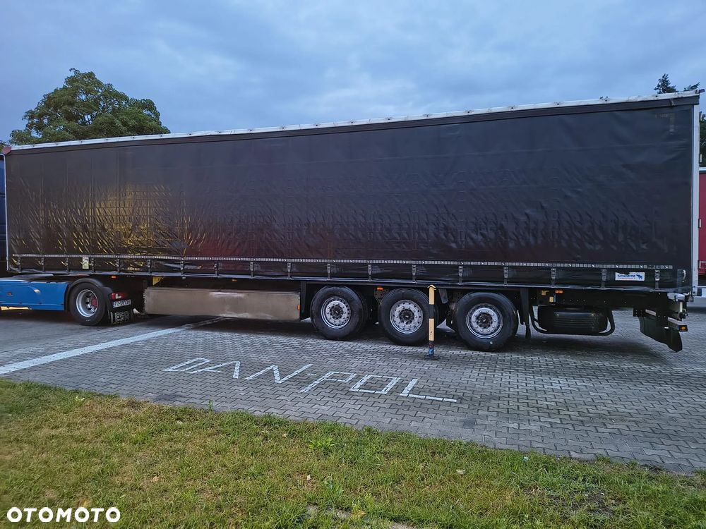 Schmitz Cargobull - 1