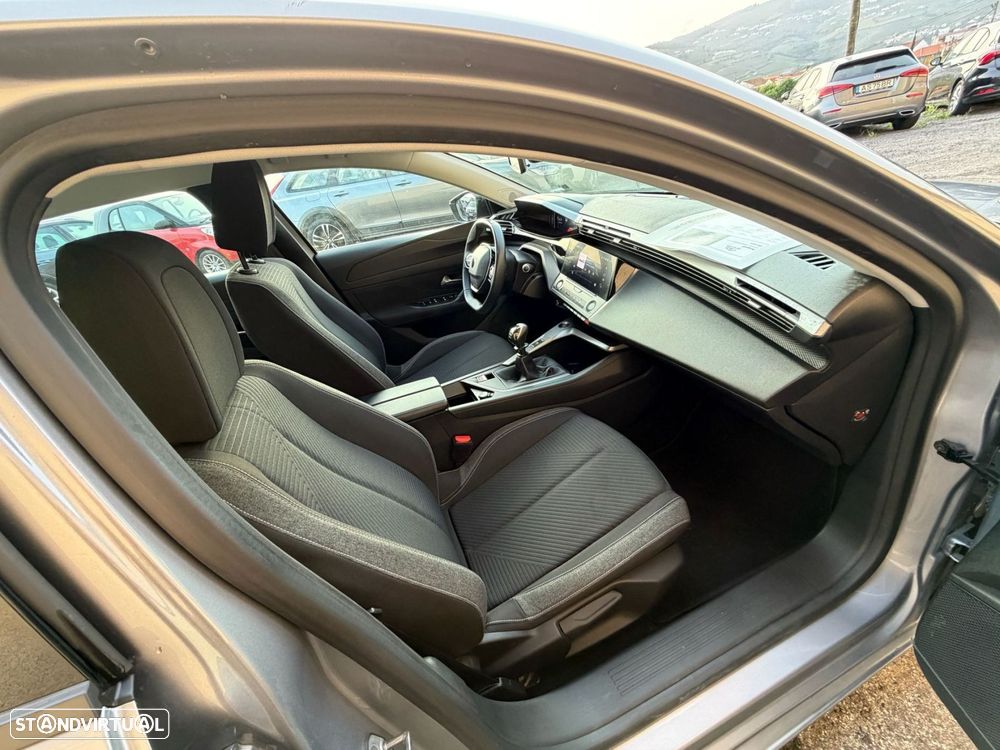 Peugeot 308 1.2 PureTech Allure Pack - 5