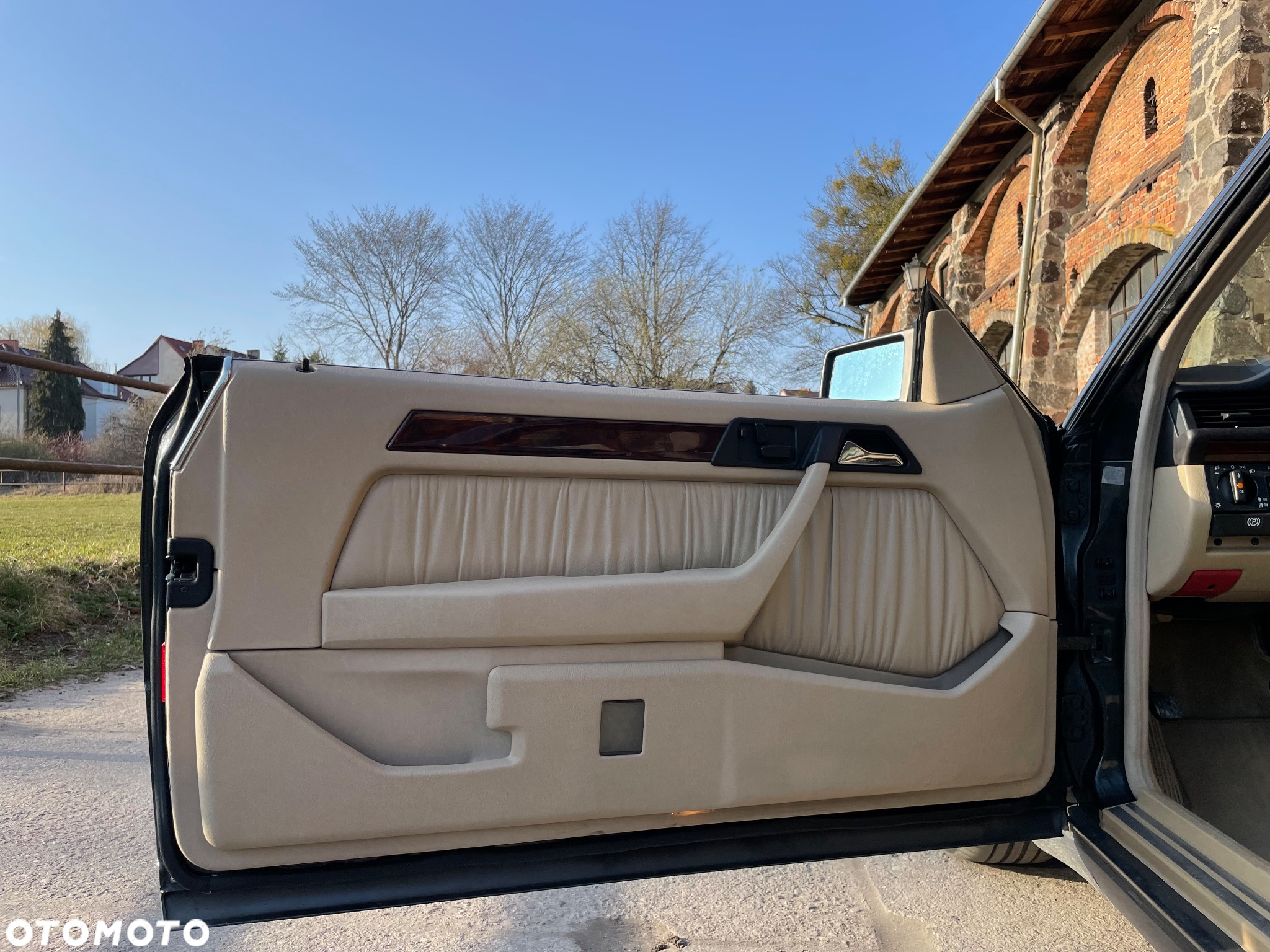 Mercedes-Benz Klasa E 320 - 13