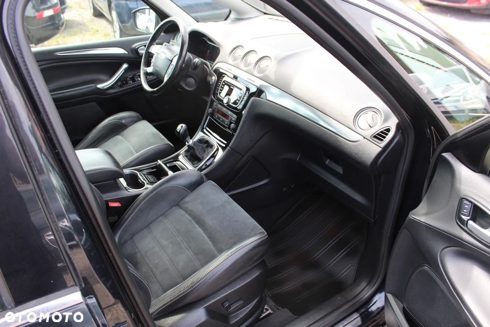 Ford S-Max 2.0 TDCi DPF Titanium - 15