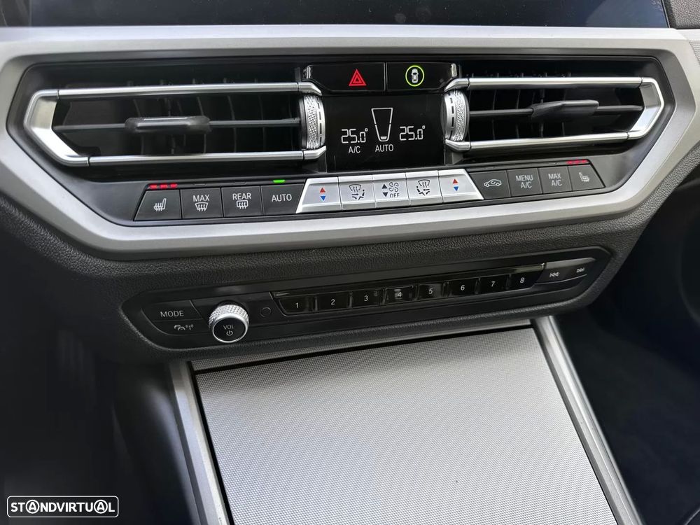 BMW 318 d Aut. Edition M Sport Shadow - 41