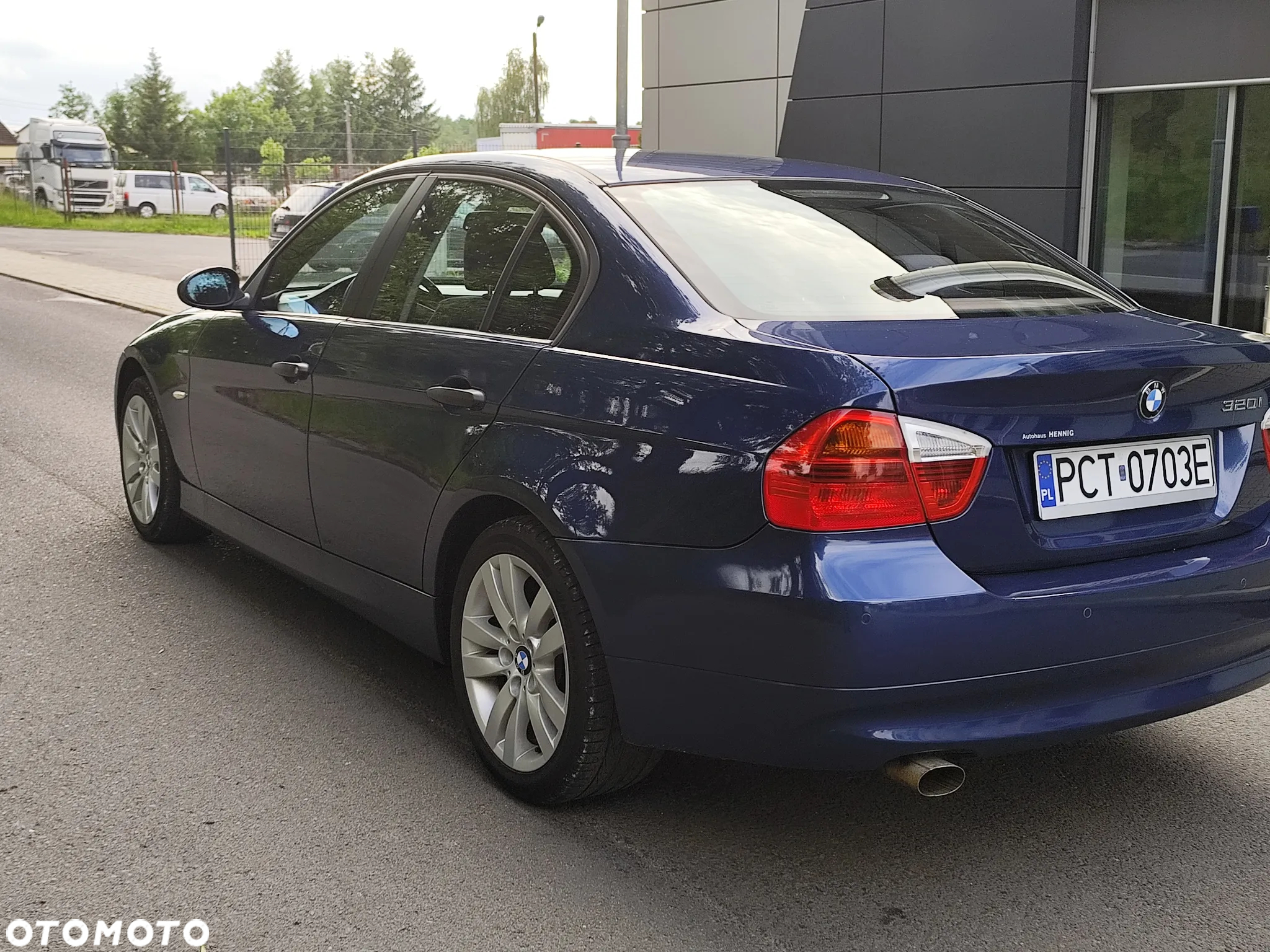 BMW Seria 3 320i - 11