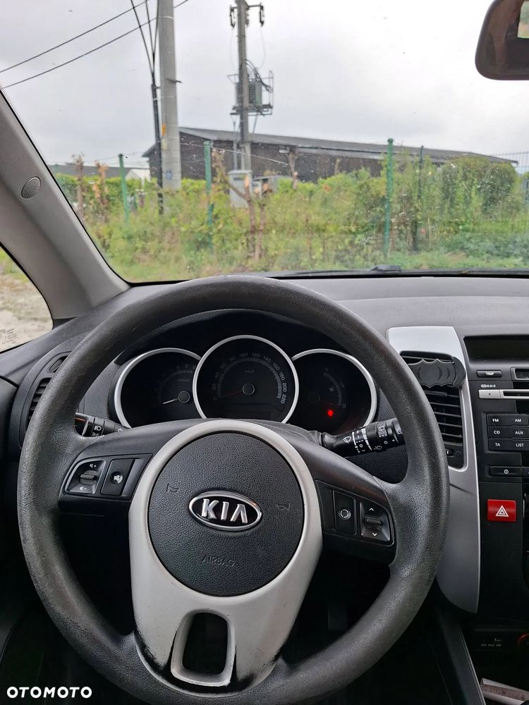 Kia Venga 1.4 L - 4