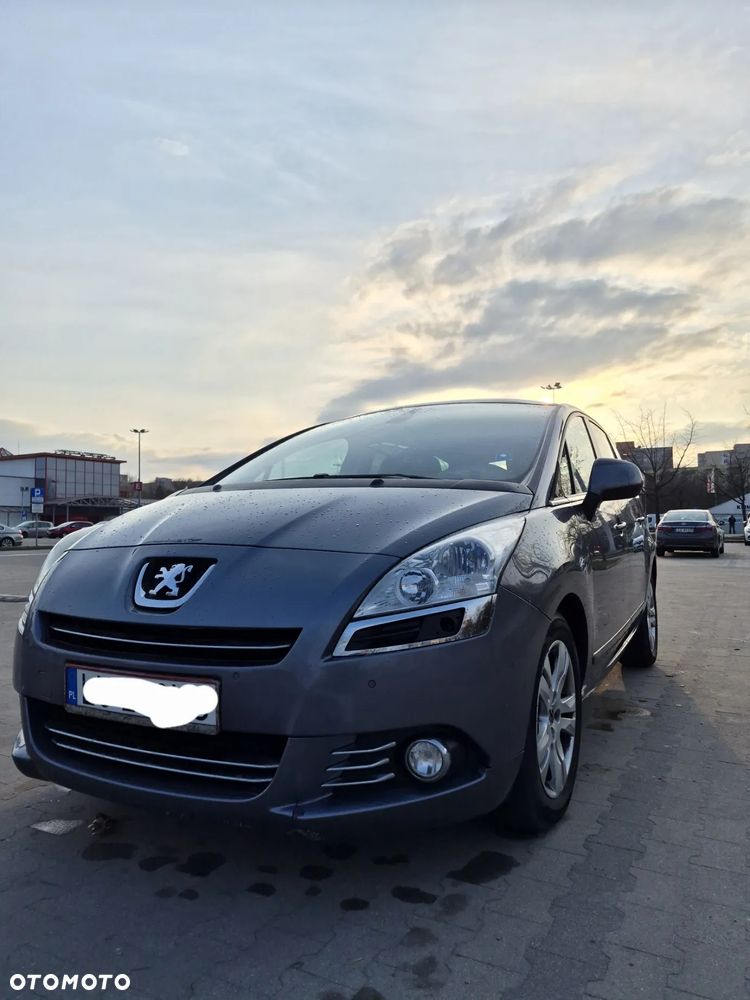 Peugeot 5008 - 12