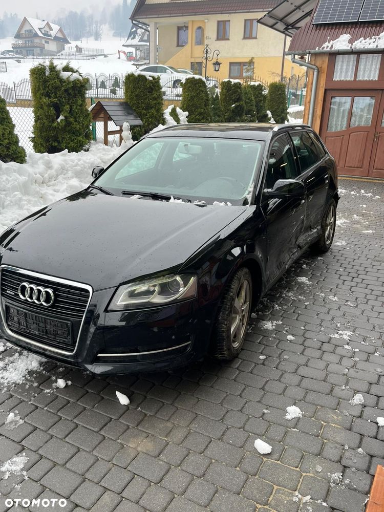 Audi A3 Sportback - 1