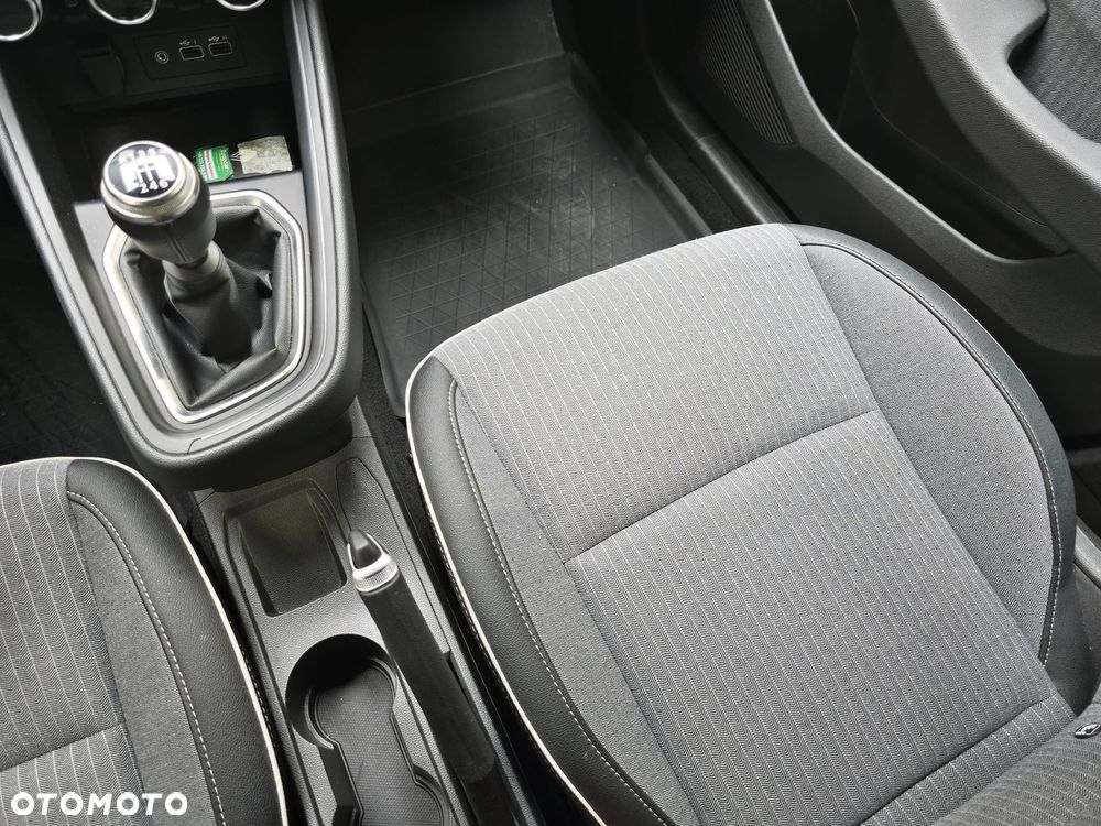 Renault Clio 1.0 TCe Techno - 25