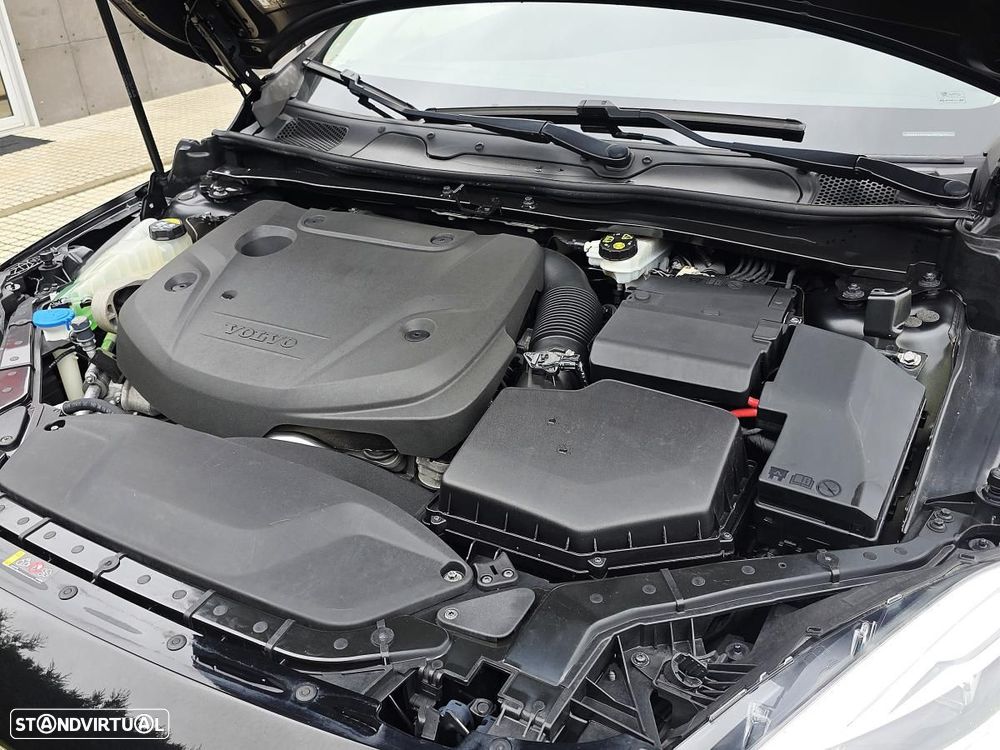 Volvo V40 2.0 D2 Momentum Geartronic - 31