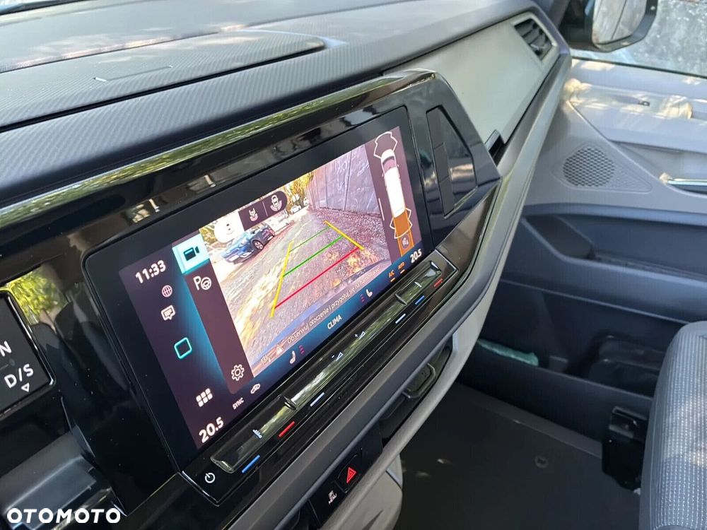 Volkswagen Multivan - 22