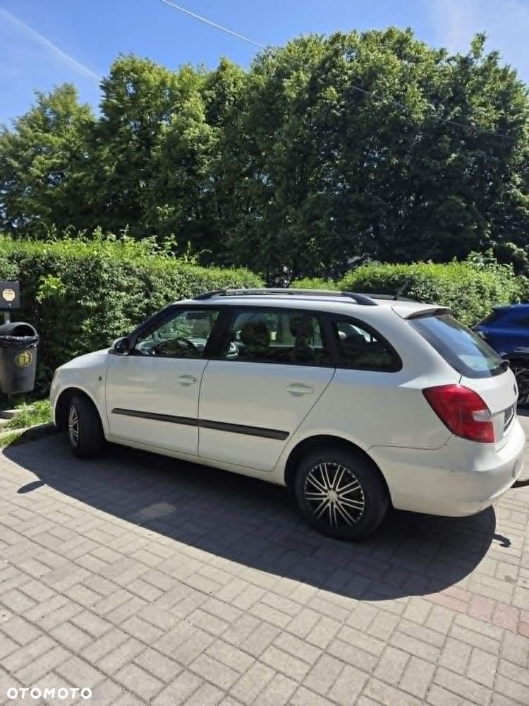 Skoda Fabia 1.2 HTP Classic + - 2