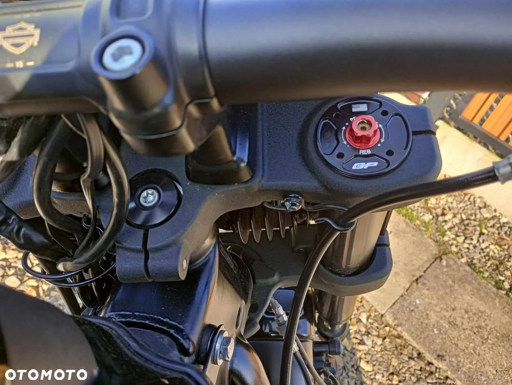 Harley-Davidson Softail Fat Bob - 9