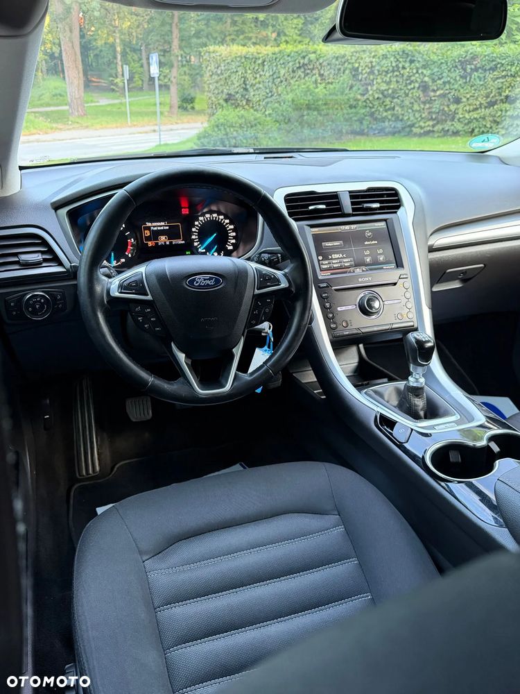 Ford Mondeo - 19