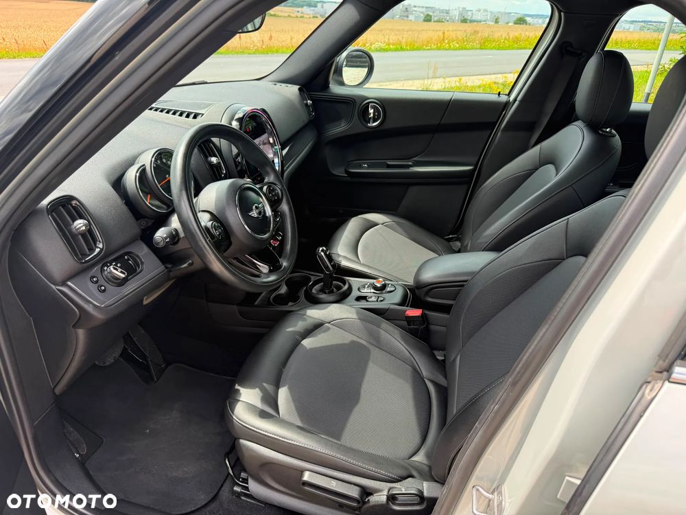 MINI Countryman Cooper Estate Edition - 8