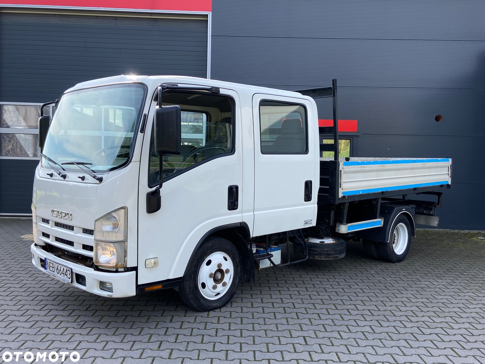 Mitsubishi Fuso - 15