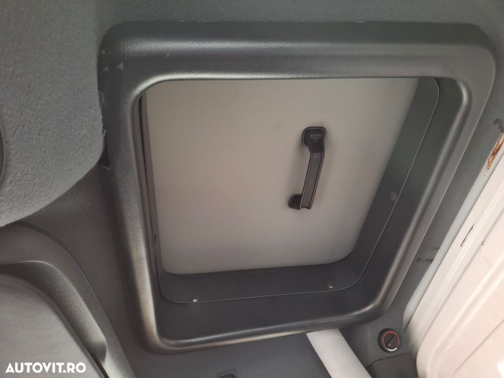 Mercedes-Benz Sprinter - 18