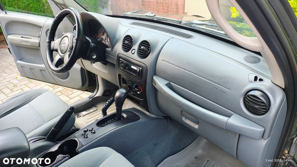 Jeep Liberty 3.7 4x4 - 22