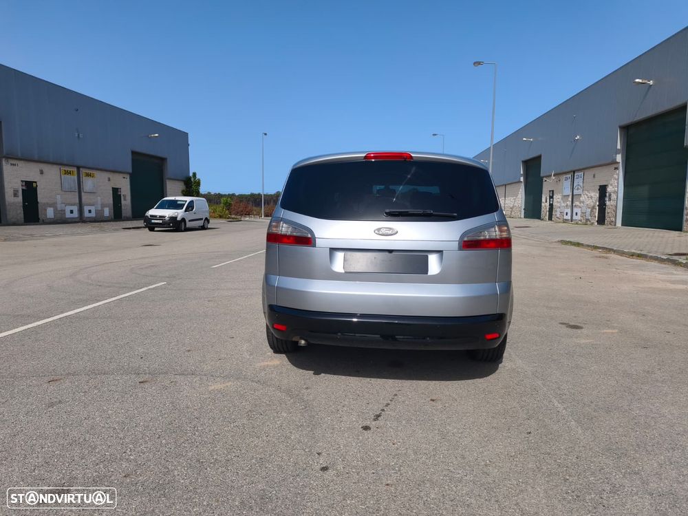 Ford S-Max 1.8 TDCi Titanium 7L - 46