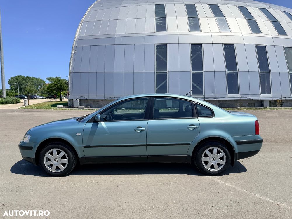 Volkswagen Passat - 3